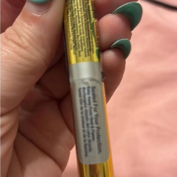 Ocean Eyeliner Shimmer - Picture 4 of 4